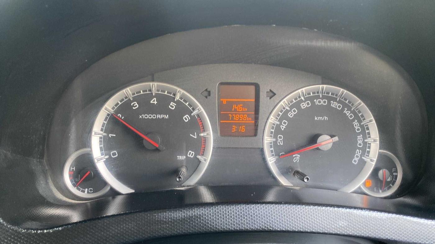 2011 Maruti Swift VXI, Petrol, Manual, 77,887 km, Odometer Image