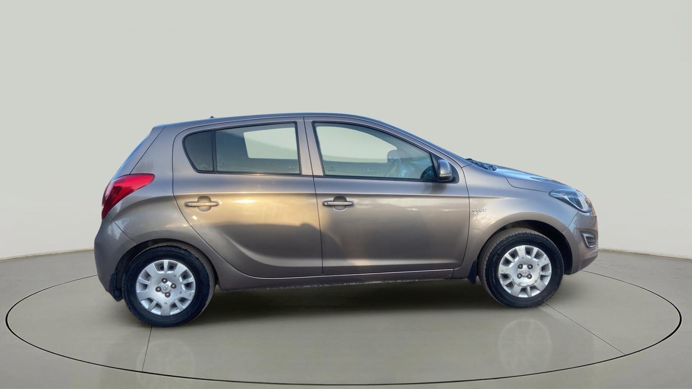 2014 Hyundai i20 MAGNA 1.2, Petrol, Manual, 57,670 km, Right Side View