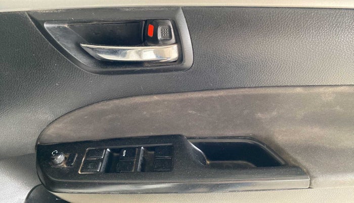 2015 Maruti Swift VXI, Petrol, Manual, 55,370 km, Driver Side Door Panels Control