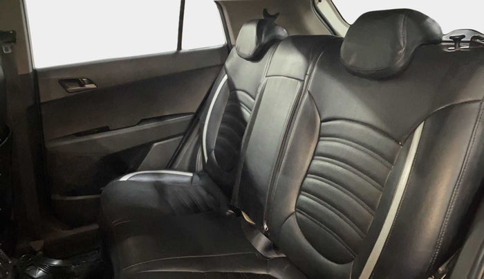 2017 Hyundai Creta SX PLUS 1.6 PETROL, Petrol, Manual, 90,605 km, Right Side Rear Door Cabin