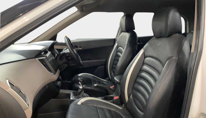 2017 Hyundai Creta SX PLUS 1.6 PETROL, Petrol, Manual, 90,605 km, Right Side Front Door Cabin