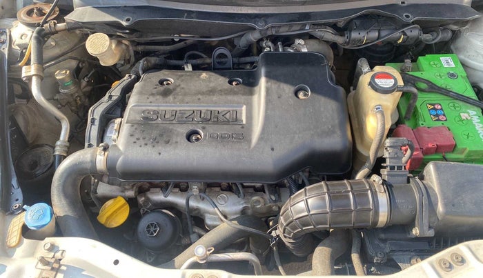 2013 Maruti Swift VDI, Diesel, Manual, 95,534 km, Open Bonet