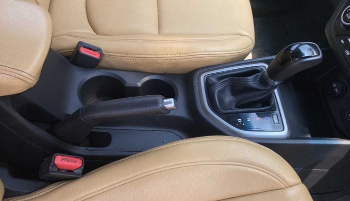 2017 Hyundai Creta SX PLUS AT 1.6 PETROL, Petrol, Automatic, 81,020 km, Gear Lever