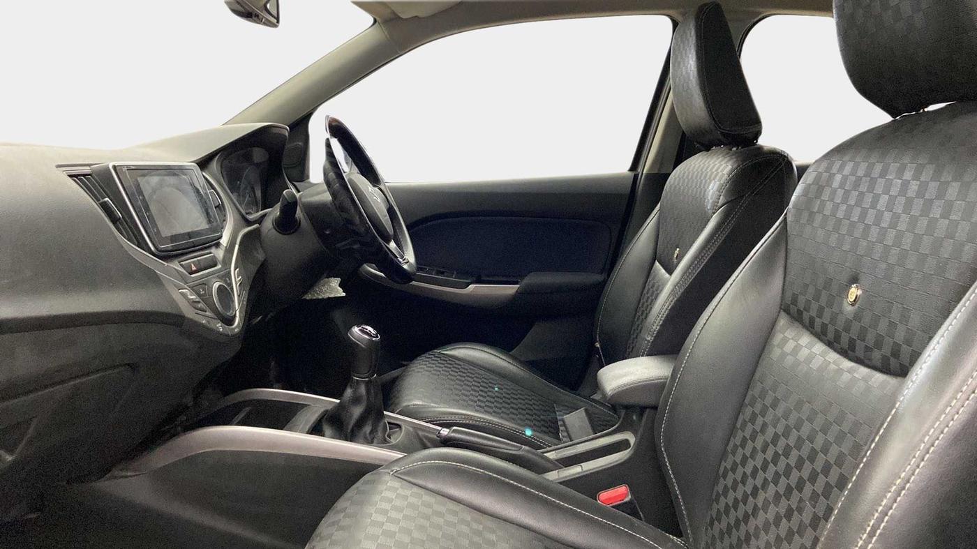 2020 Maruti Baleno ZETA PETROL 1.2, Petrol, Manual, 51,961 km, Right Side Front Door Cabin