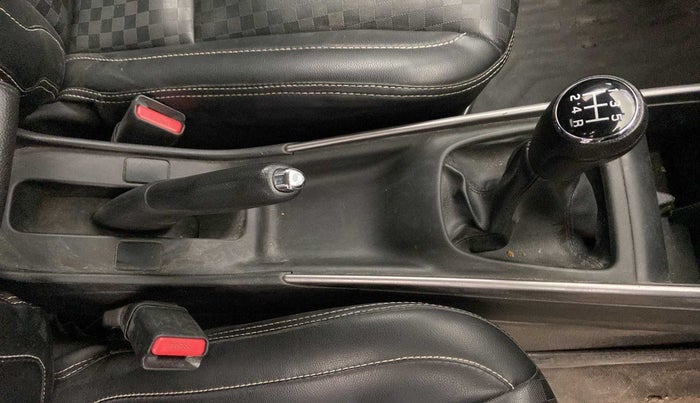 2020 Maruti Baleno ZETA PETROL 1.2, Petrol, Manual, 51,961 km, Gear Lever