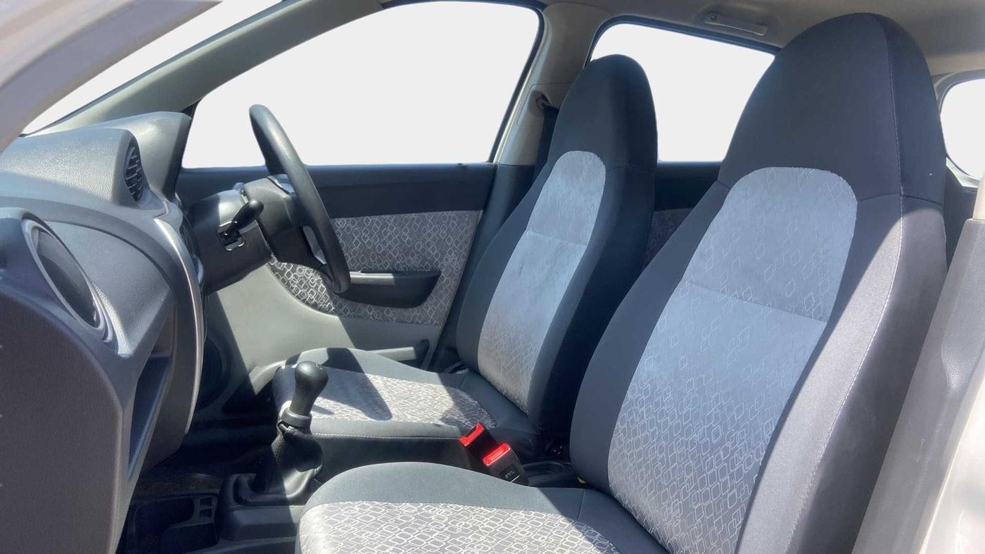 2018 Maruti Alto 800 Tour H1, Petrol, Manual, 13,577 km, Right Side Front Door Cabin