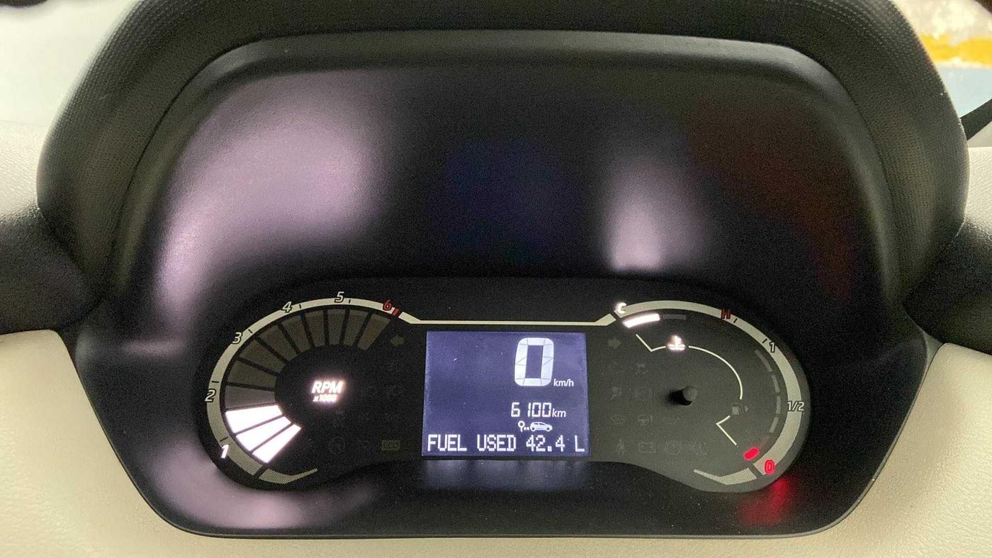 2023 Nissan MAGNITE XE, Petrol, Manual, 6,100 km, Odometer Image
