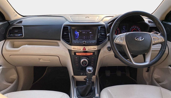 2019 Mahindra XUV300 W8 (O) 1.2 PETROL, Petrol, Manual, 64,132 km, Dashboard