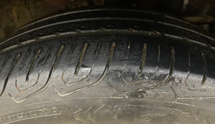 2017 Honda Jazz 1.2L I-VTEC V AT, Petrol, Automatic, 81,946 km, Right Front Tyre Tread