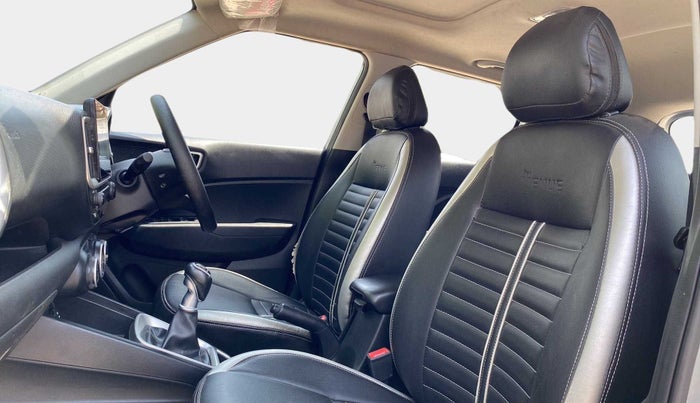 2019 Hyundai VENUE SX 1.0 TURBO, Petrol, Manual, 23,866 km, Right Side Front Door Cabin