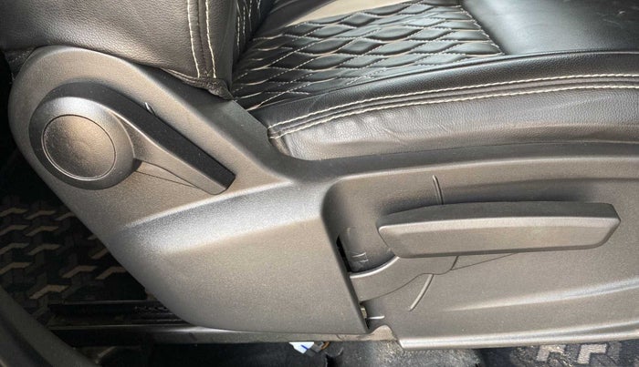 2022 Tata PUNCH CREATIVE  AMT, Petrol, Automatic, 38,687 km, Driver Side Adjustment Panel