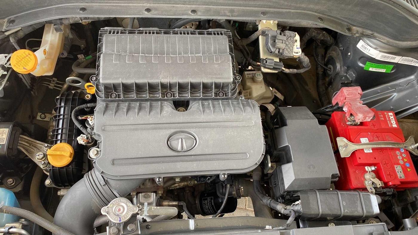 2022 Tata PUNCH CREATIVE  AMT, Petrol, Automatic, 38,687 km, Open Bonet