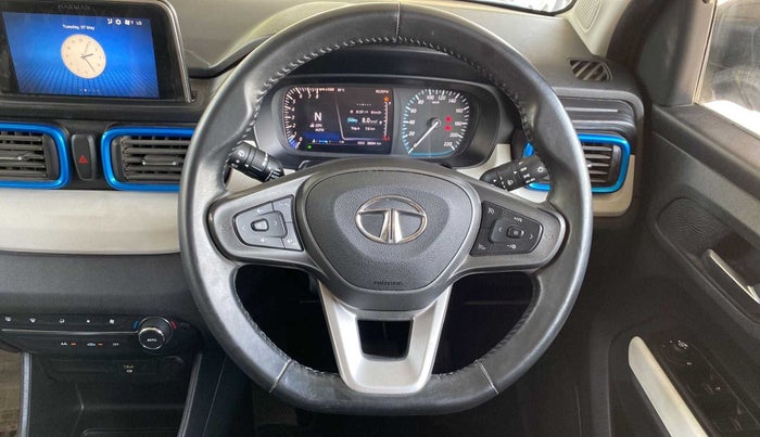 2022 Tata PUNCH CREATIVE  AMT, Petrol, Automatic, 38,687 km, Steering Wheel Close Up