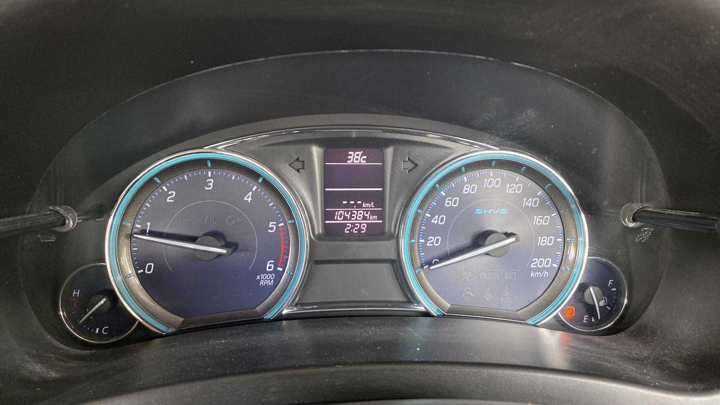 2016 Maruti Ciaz VDI+ SHVS, CNG, Manual, 1,04,360 km, Odometer Image