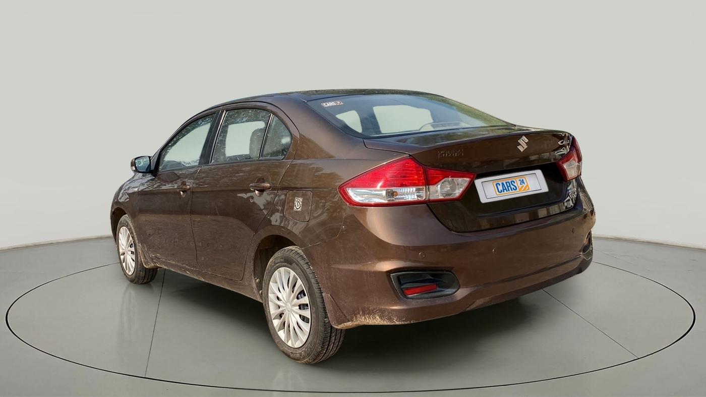 2016 Maruti Ciaz VDI+ SHVS, CNG, Manual, 1,04,360 km, Left Back Diagonal