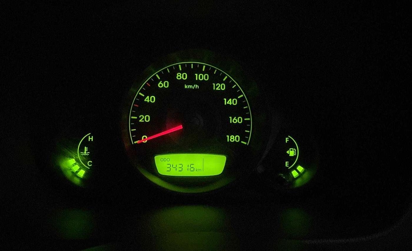 2014 Hyundai Eon ERA +, Petrol, Manual, 34,303 km, Odometer Image