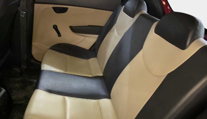 2014 Hyundai Eon ERA +, Petrol, Manual, 34,303 km, Right Side Rear Door Cabin