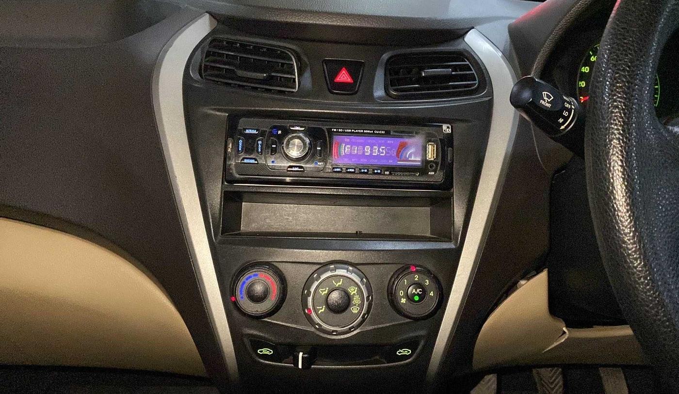 2014 Hyundai Eon ERA +, Petrol, Manual, 34,303 km, Air Conditioner