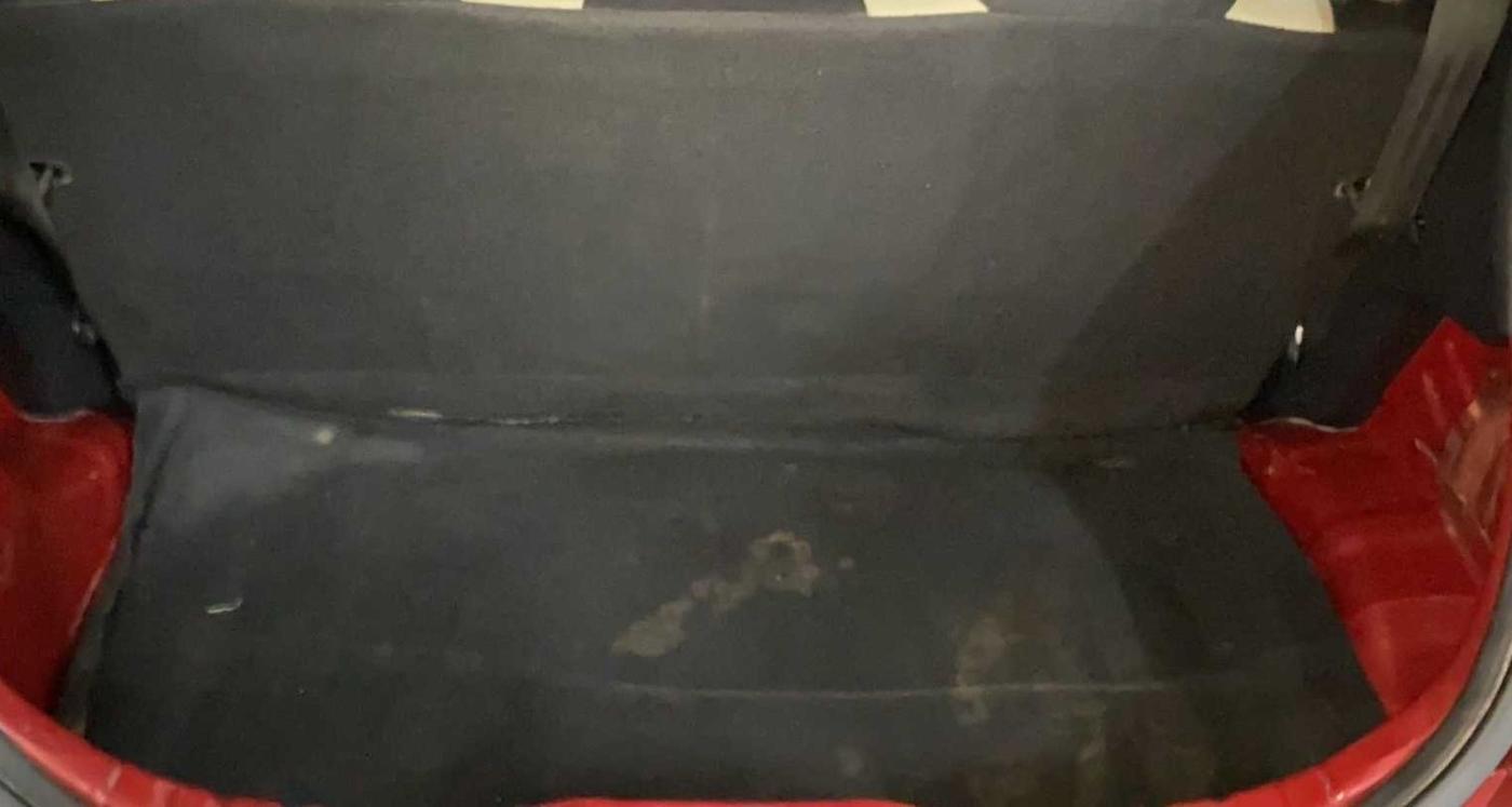2014 Hyundai Eon ERA +, Petrol, Manual, 34,303 km, Boot Inside