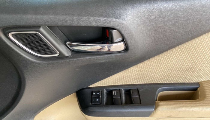 2017 Honda City 1.5L I-VTEC V MT, Petrol, Manual, 41,495 km, Driver Side Door Panels Control