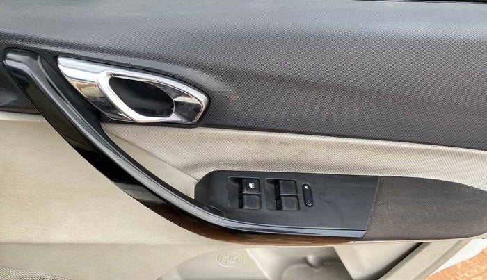 2022 Tata TIGOR XZ PLUS PETROL, Petrol, Manual, 27,009 km, Driver Side Door Panels Control