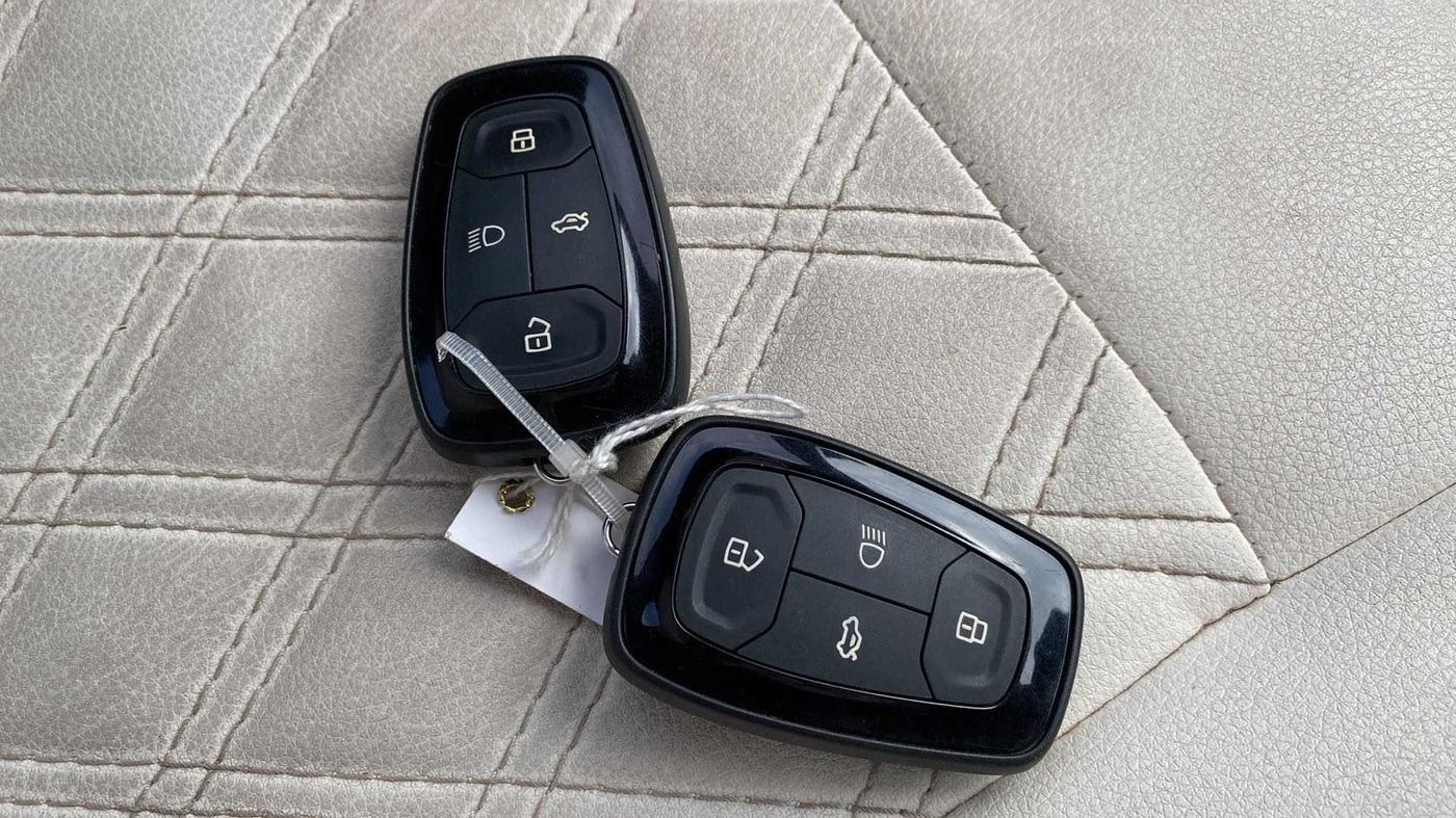 2022 Tata TIGOR XZ PLUS PETROL, Petrol, Manual, 27,009 km, Key Close Up