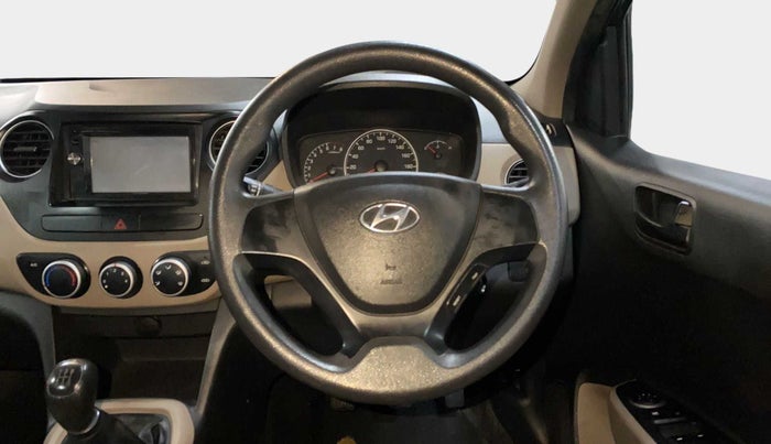 2017 Hyundai Grand i10 MAGNA 1.2 KAPPA VTVT, Petrol, Manual, 66,304 km, Steering Wheel Close Up