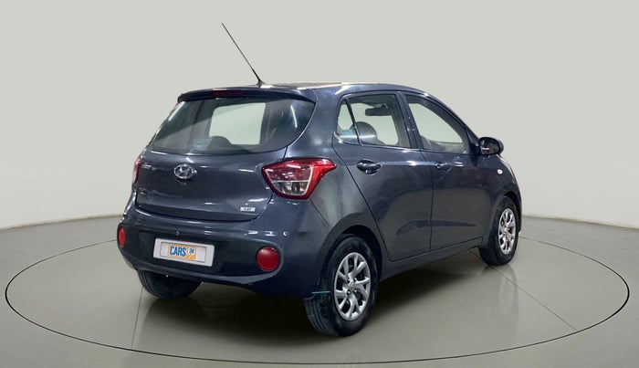 2017 Hyundai Grand i10 MAGNA 1.2 KAPPA VTVT, Petrol, Manual, 66,304 km, Right Back Diagonal