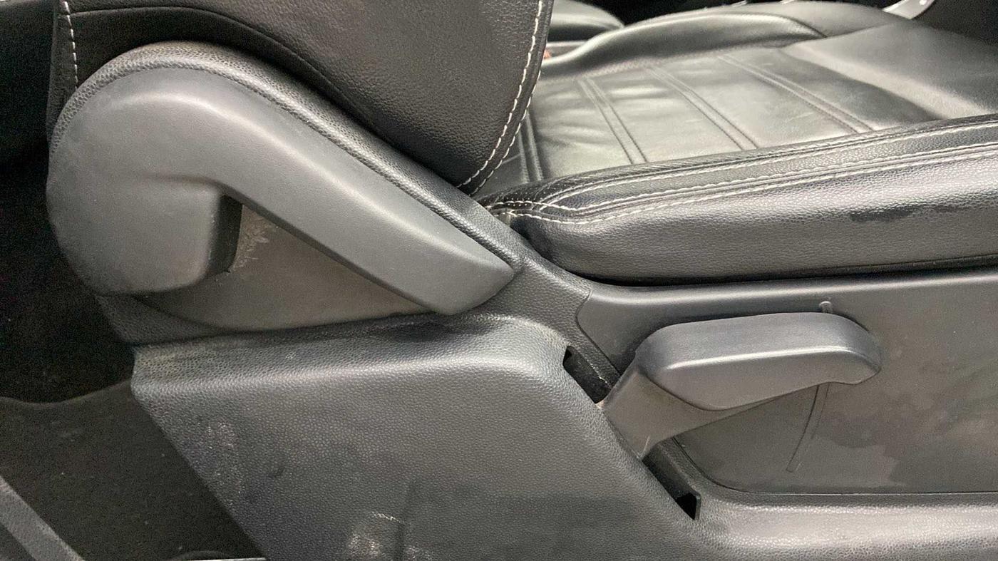 2018 Ford Ecosport TITANIUM + 1.5L PETROL AT, Petrol, Automatic, 50,402 km, Driver Side Adjustment Panel