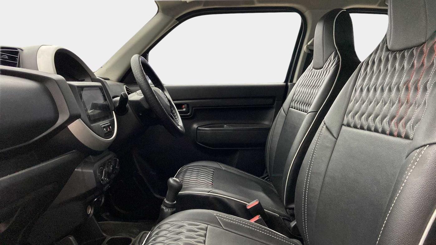 2022 Maruti S PRESSO VXI+, Petrol, Manual, 12,709 km, Right Side Front Door Cabin