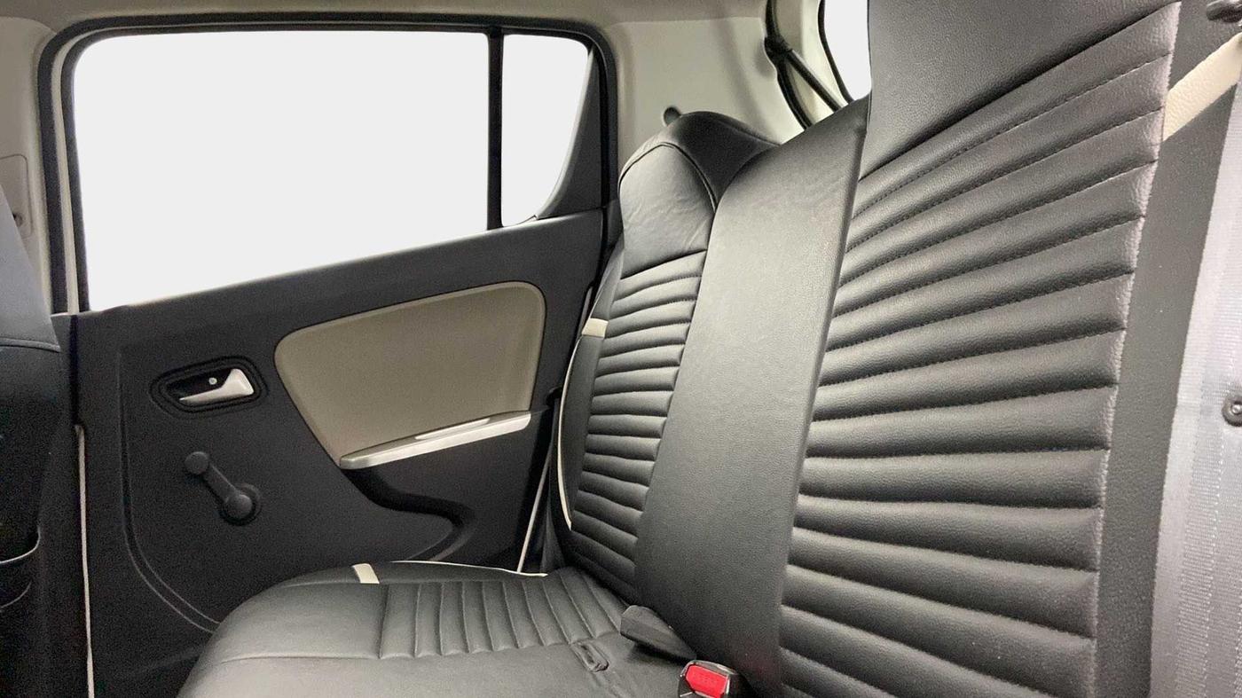 2019 Maruti Alto K10 VXI, Petrol, Manual, 24,215 km, Right Side Rear Door Cabin