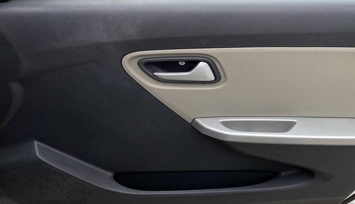 2019 Maruti Alto K10 VXI, Petrol, Manual, 24,215 km, Driver Side Door Panels Control