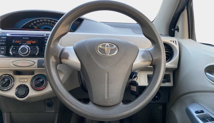 2014 Toyota Etios GD, Diesel, Manual, 87,046 km, Steering Wheel Close Up