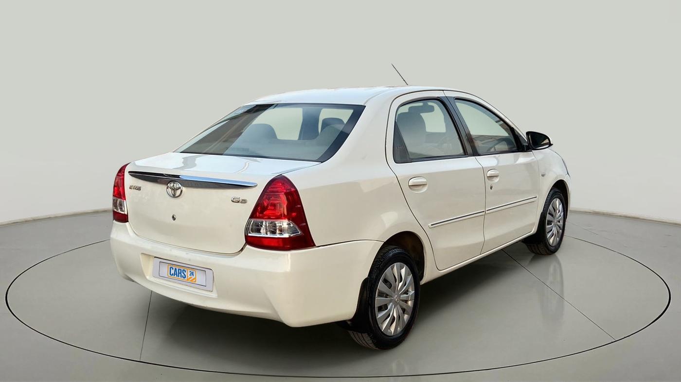 2014 Toyota Etios GD, Diesel, Manual, 87,046 km, Right Back Diagonal