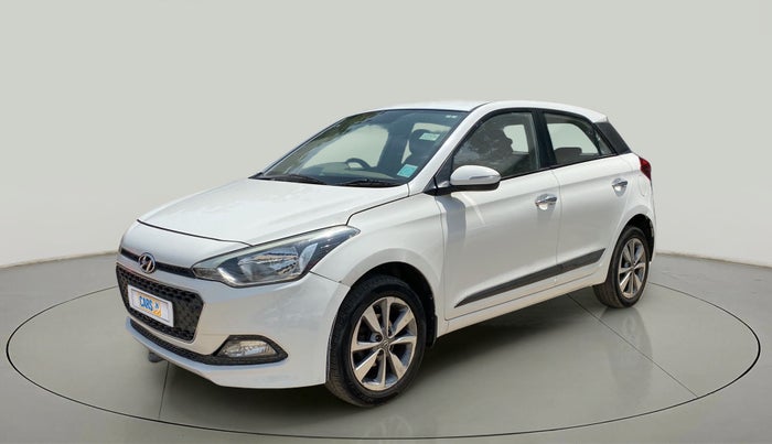 2015 Hyundai Elite i20 ASTA 1.4 CRDI, Diesel, Manual, 1,18,587 km, Left Front Diagonal