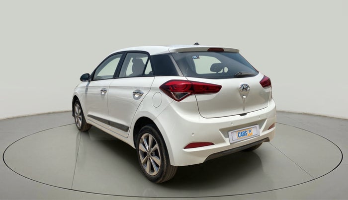 2015 Hyundai Elite i20 ASTA 1.4 CRDI, Diesel, Manual, 1,18,587 km, Left Back Diagonal