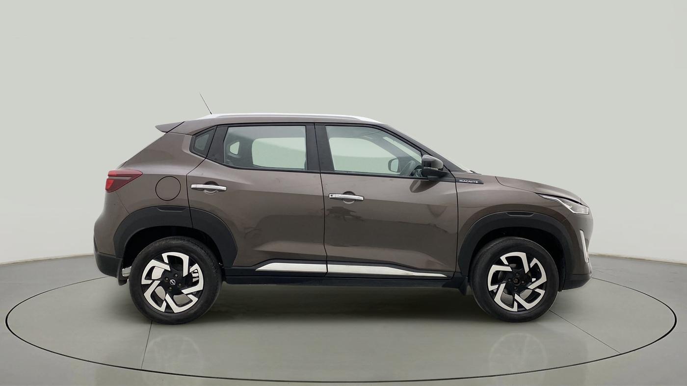 2021 Nissan MAGNITE XV TURBO, Petrol, Manual, 37,843 km, Right Side View