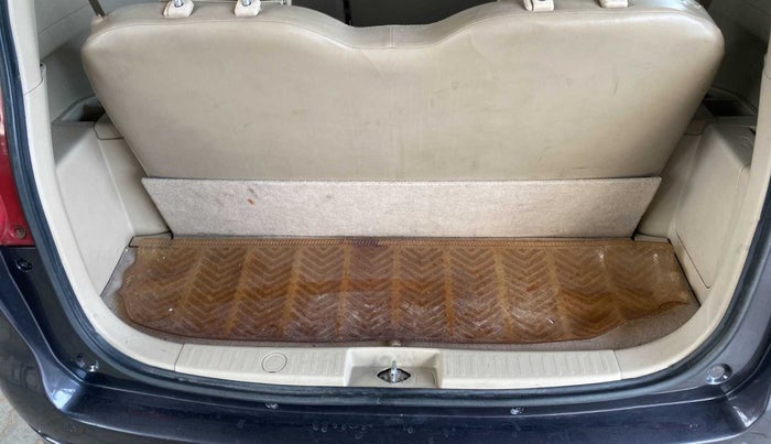 2014 Maruti Ertiga VXI, Petrol, Manual, 66,820 km, Boot Inside