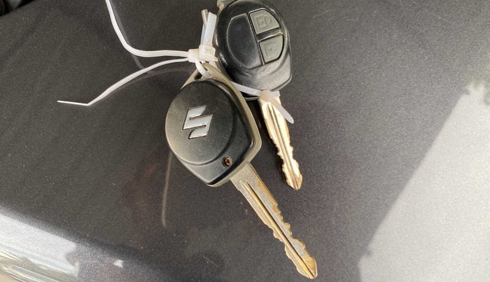 2014 Maruti Ertiga VXI, Petrol, Manual, 66,820 km, Key Close Up