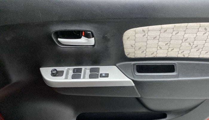 2014 Maruti Wagon R 1.0 VXI, Petrol, Manual, 22,420 km, Driver Side Door Panels Control