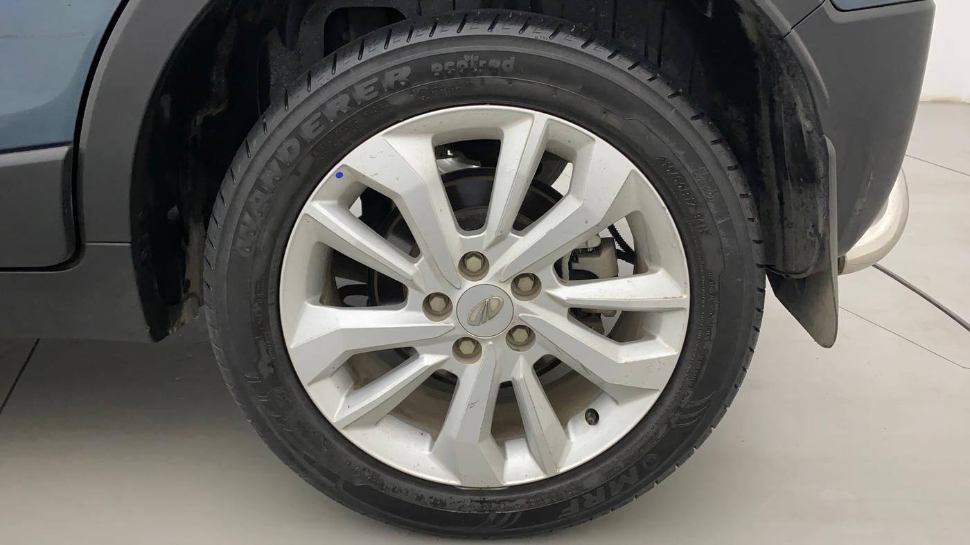2021 Mahindra XUV300 W8 1.2 PETROL, Petrol, Manual, 37,824 km, Left Rear Wheel