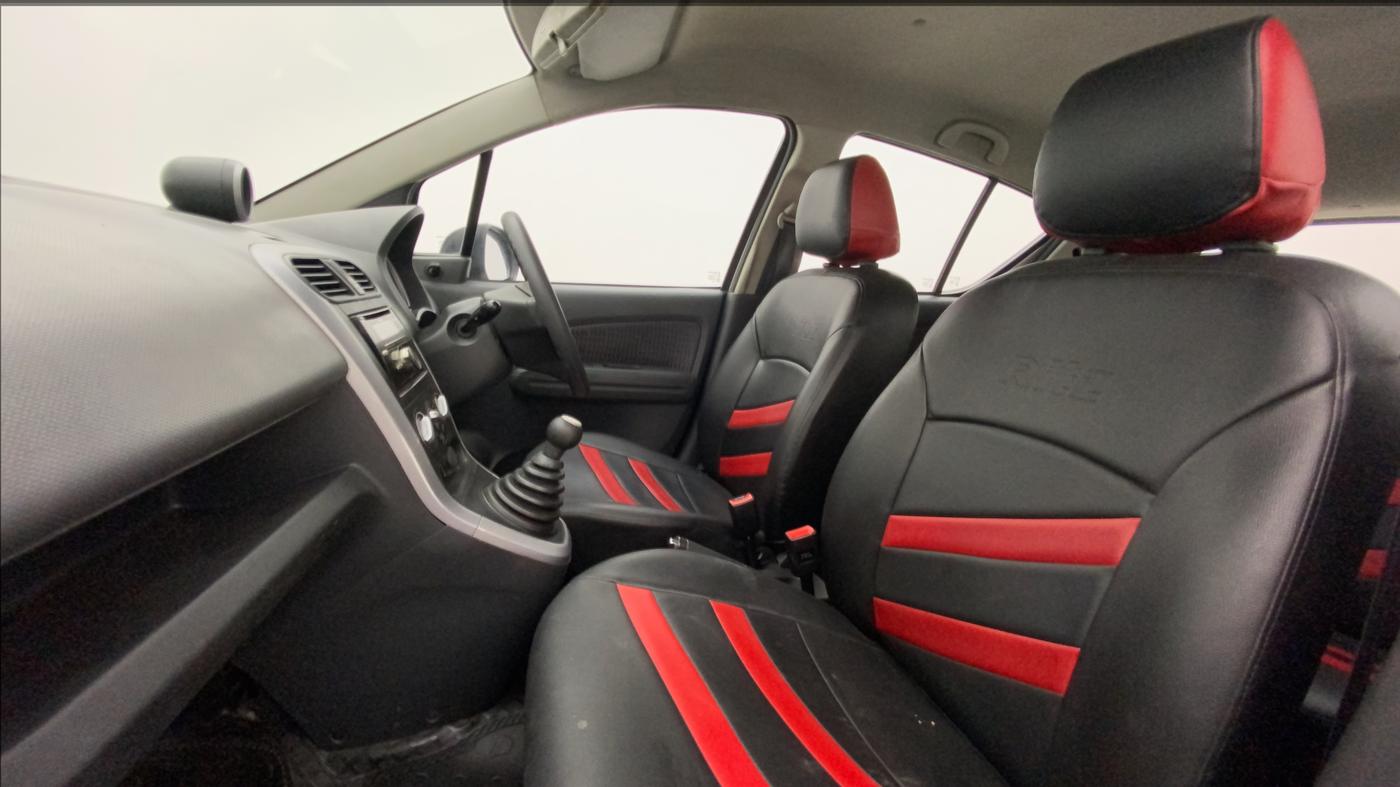 2014 Maruti Ritz VXI, Petrol, Manual, 64,030 km, Right Side Front Door Cabin