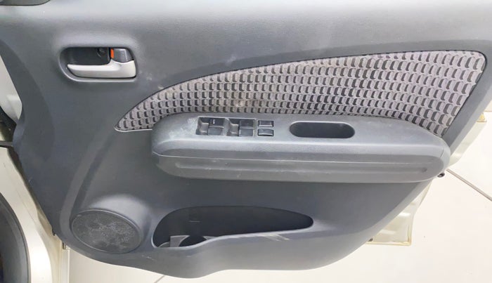 2014 Maruti Ritz VXI, Petrol, Manual, 64,030 km, Driver Side Door Panels Control