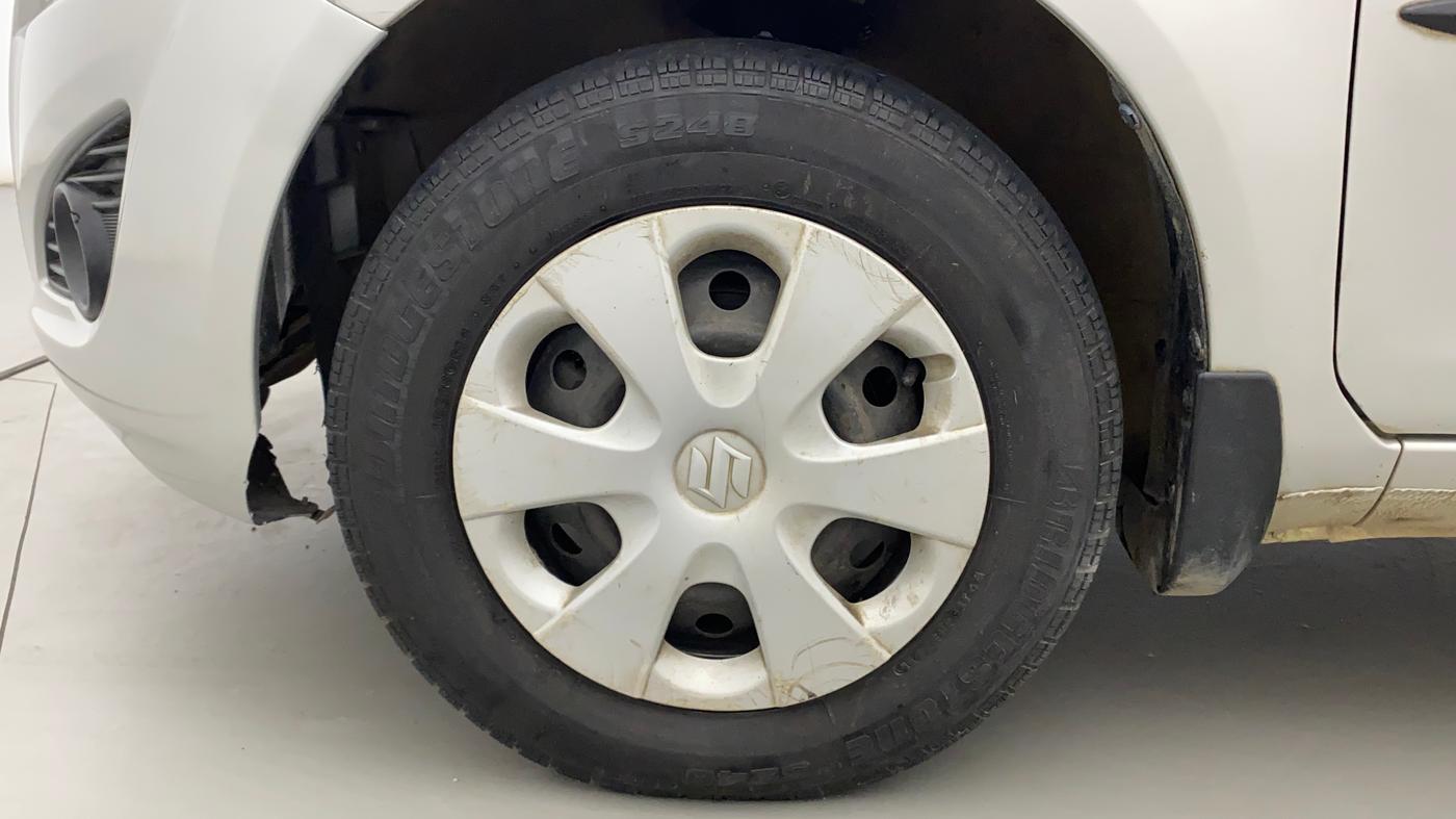 2014 Maruti Ritz VXI, Petrol, Manual, 64,030 km, Left Front Wheel