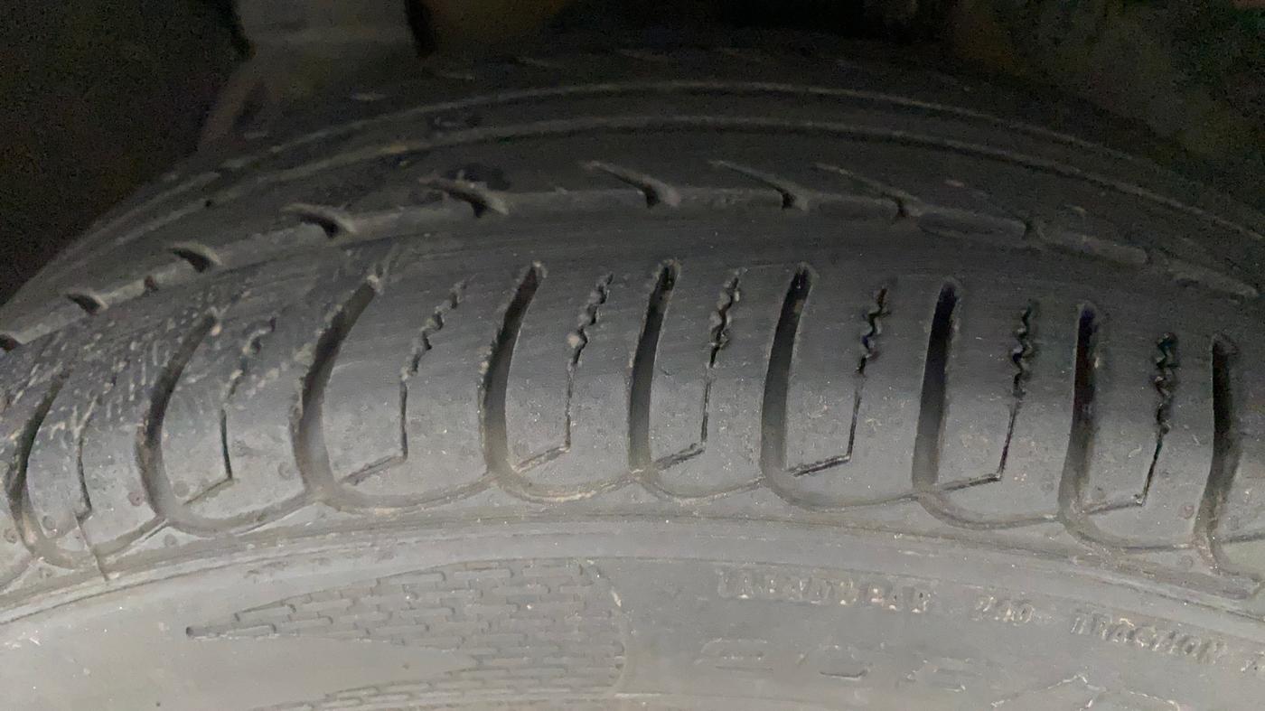 2017 Ford Ecosport TITANIUM 1.5L PETROL, Petrol, Manual, 58,988 km, Left Front Tyre Tread