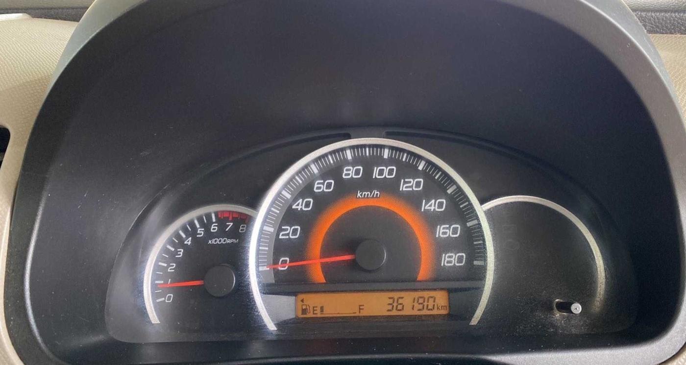 2013 Maruti Wagon R 1.0 VXI, Petrol, Manual, 36,180 km, Odometer Image