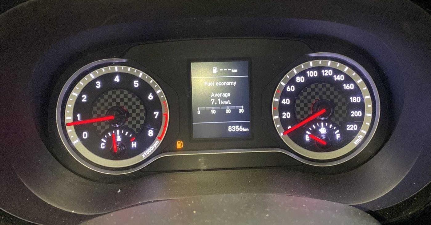 2023 Hyundai AURA SX 1.2, Petrol, Manual, 8,329 km, Odometer Image