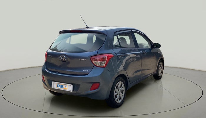 2015 Hyundai Grand i10 MAGNA 1.2 KAPPA VTVT, CNG, Manual, 1,10,295 km, Right Back Diagonal