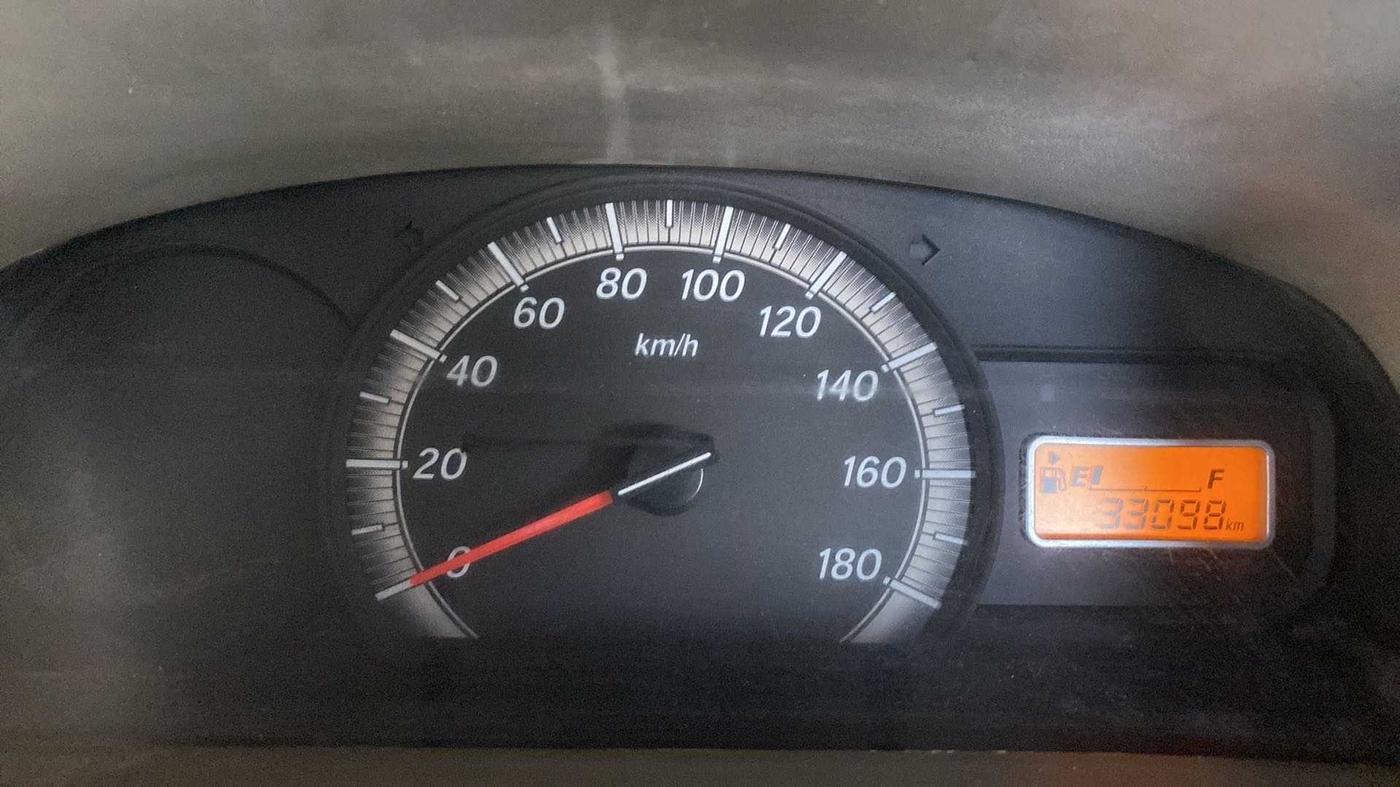 2017 Maruti Eeco 5 STR, Petrol, Manual, 33,094 km, Odometer Image
