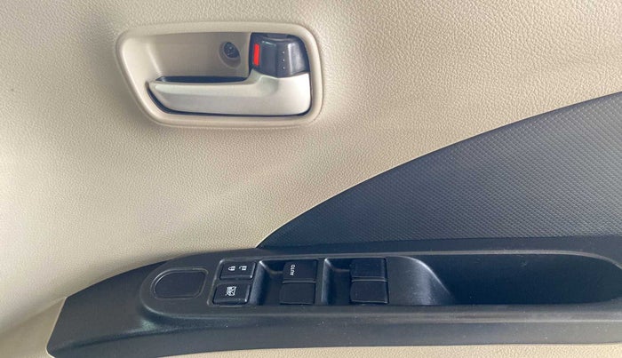 2015 Maruti Celerio VXI AMT, Petrol, Automatic, 9,290 km, Driver Side Door Panels Control